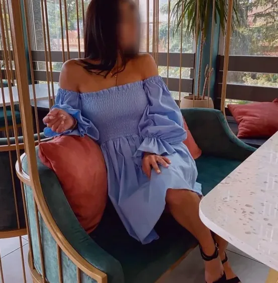 Abigail, 33