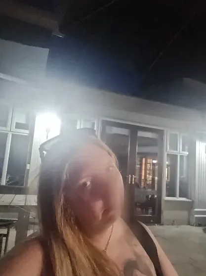 Cerys, 35