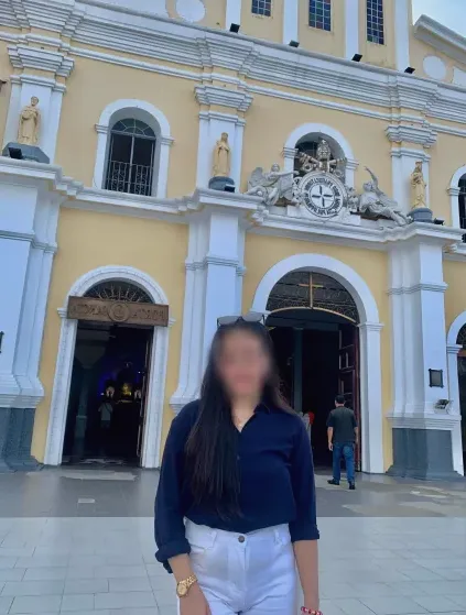 Emily, 24