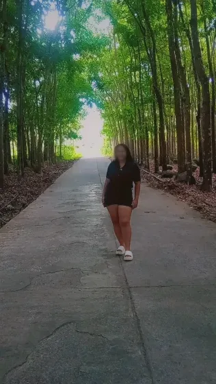 Harleen, 23