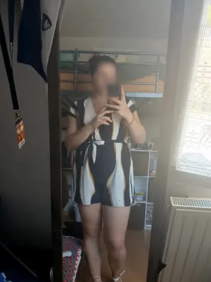 Nadia, 22